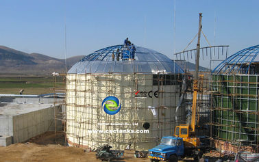 Réinstallation de réservoirs d'eau industriels pour l'ingénierie du traitement des eaux usées