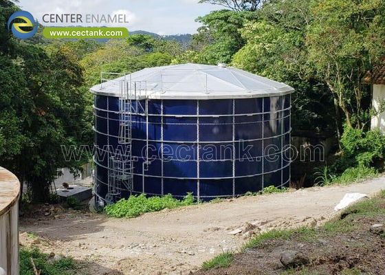 Le sommet du centre de stockage de l'eau Les toits en aluminium en aluminium pour les réservoirs d'eau de plus grande capacité Conçus pour une pureté et une longévité inégalées
