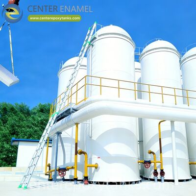 Toit flottant extérieur pour les réservoirs d'huile en acier au carbone soudé: améliore la sécurité du site en scellant les vapeurs volatiles