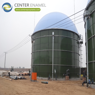 Des toits à double membrane pour le traitement des eaux usées de manioc: capture le biogaz des effluents industriels.