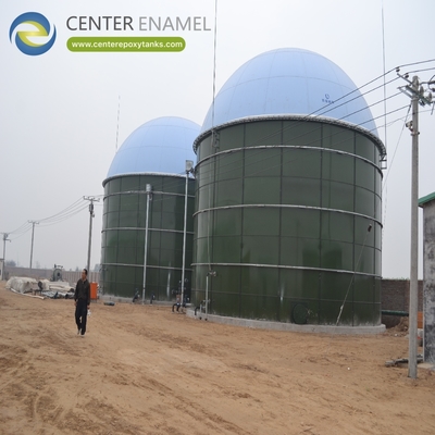 Toits à double membrane pour les usines de biogaz comprimé : Contient le biogaz avant la purification et la compression.
