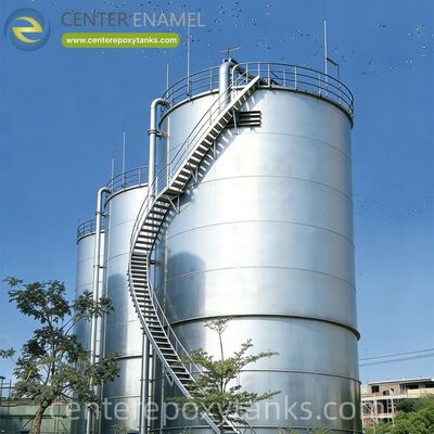 Toit flottant interne pour les réservoirs de stockage de carburant pour avions en acier inoxydable soudés: assure le plus haut niveau de propreté et de pureté de qualité aéronautique