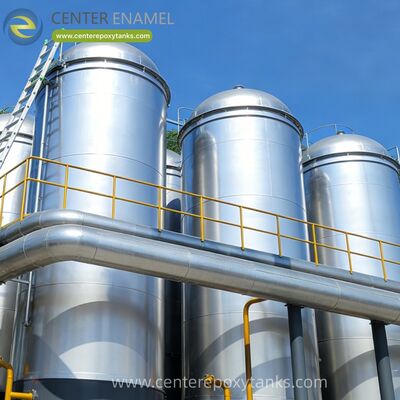 Réservoirs en acier soudés pour stockage de carburant à double paroi: conçus avec un espace interstitiel pour fournir un confinement secondaire et la détection des fuites